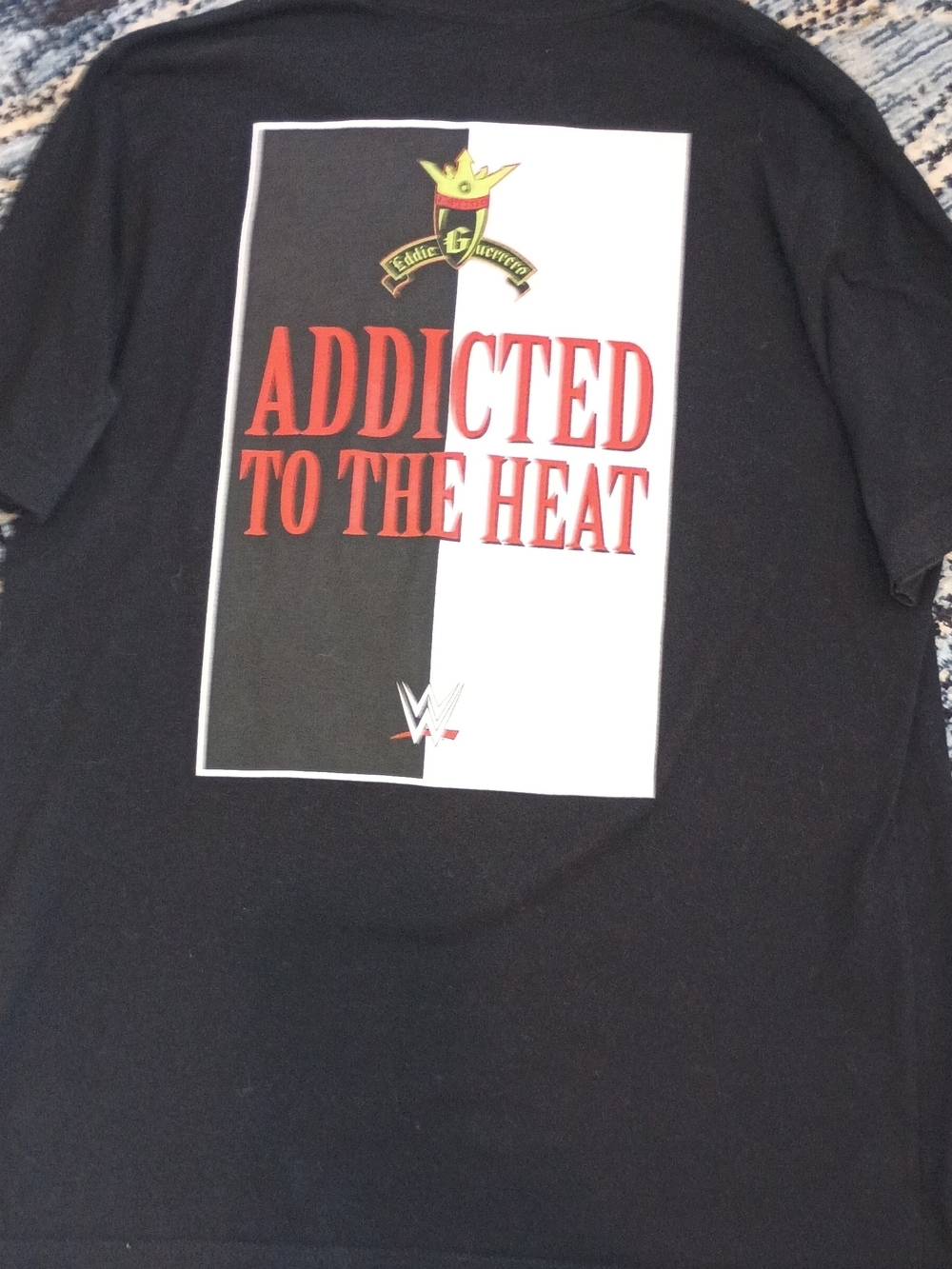 Latino Heat Graphic Men's TT-Shirt Black & Red Size XL - Picture 3 of 5